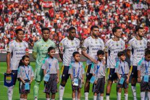 Pelatih Isenmulang Optimistis Curi Poin dari Persib di SJH
