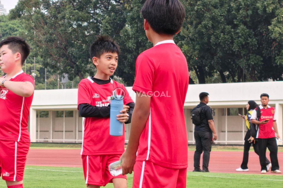 Ada Cazorla hingga Berbatov! Legenda Liga Inggris Ramaikan Coaching Clinic The Rivalry Returns