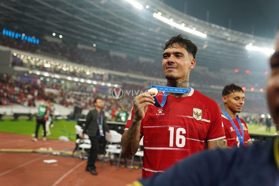 Bek sayap Timnas Indonesia, Shayne Pattynama, merasa bahwa sang Ayah yang berada di Surga membantunya dalam mengeksekusi penalti.