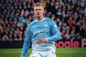 Jika Cetak Gol Lawan PSG, Haaland Akan Lewati Rekor Aguero!