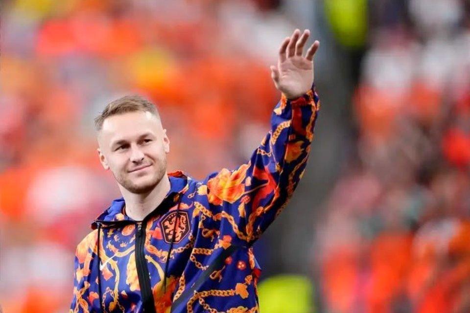 Meski Bantu Belanda Menang, Duet Van Dijk – Koopmainers Tak Luput dari Kritikan