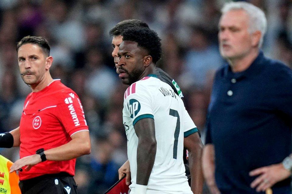 Marah Saat Diganti Mourinho, Vinicius: Itu Normal